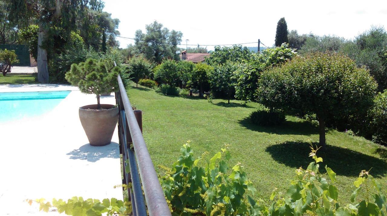 Les Collines De St Paul Bed & Breakfast Saint-Paul-de-Vence Luaran gambar